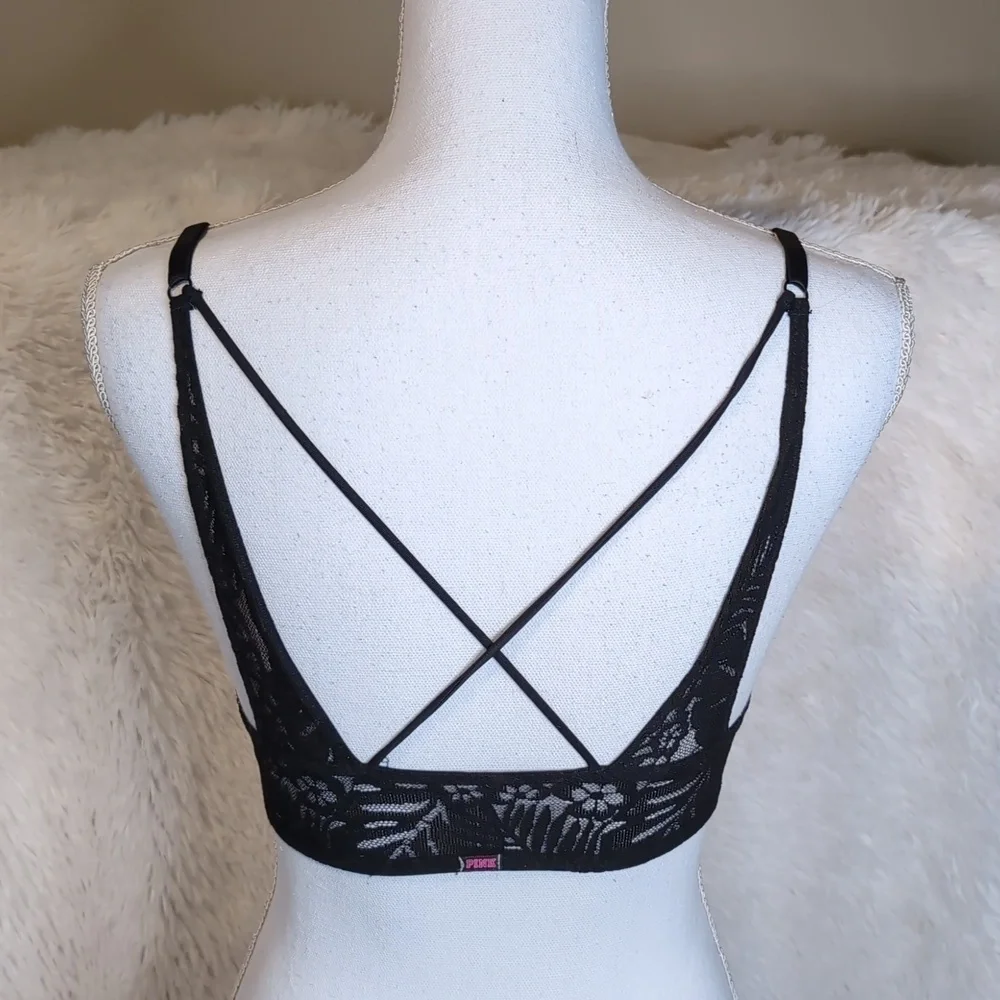 VS PINK push-up lace front closure BRA SIZE 34C